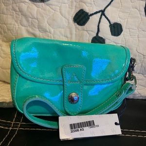 NWT Dooney & Bourke Patent Leather wristlet
